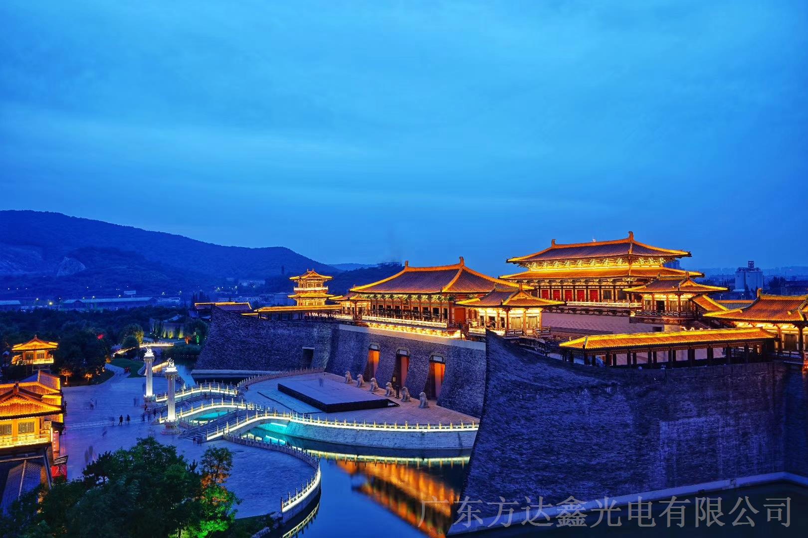 广东泓禧汇助力国内最大仿唐建筑群湖北襄阳唐城影视基地夜景亮化工程完美收官！